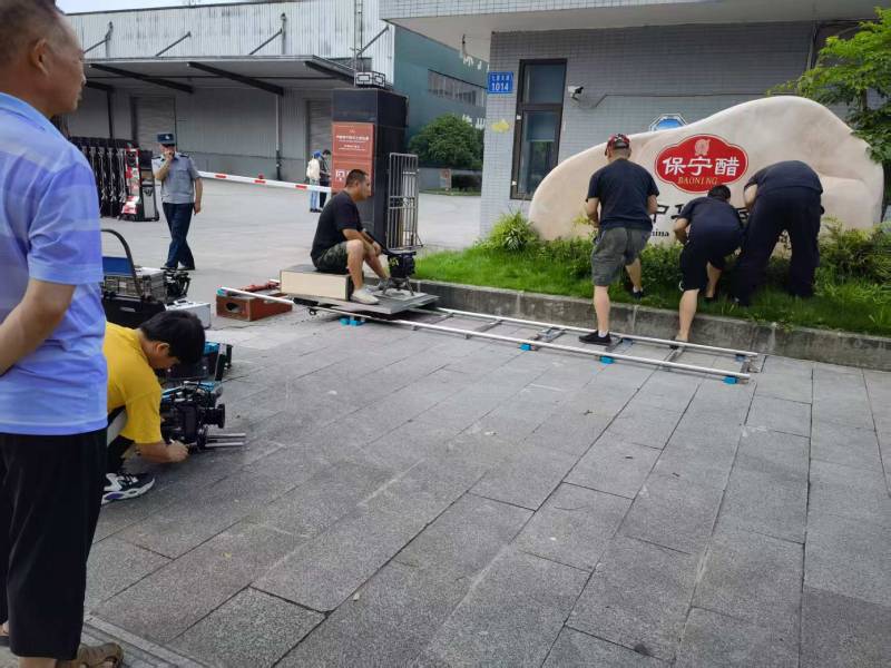 崂山区TVC拍摄：制造业专属TVC方案，用镜头展现企业硬核实力！