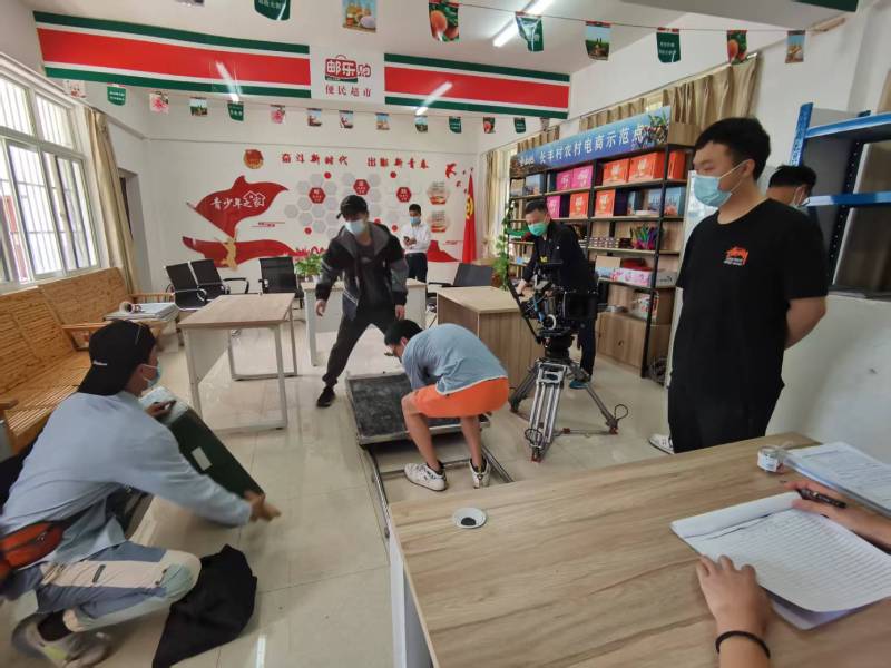 崂山区广告片拍摄公司：极简主义践行者，少即是多的视觉哲学
